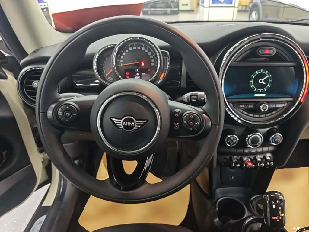 Mini Cooper, 2018 11