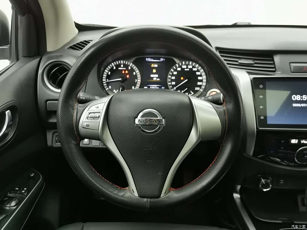Nissan Terra, 2020 11