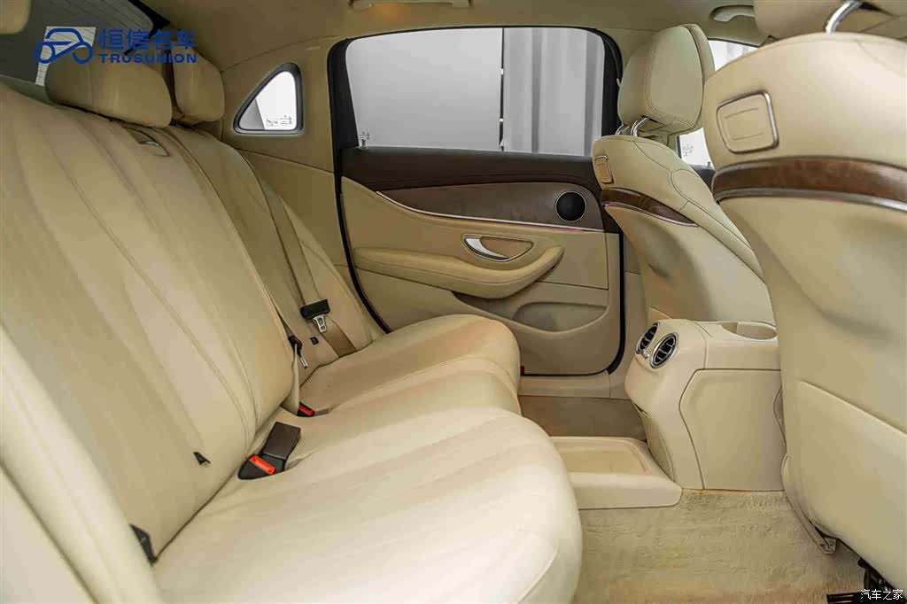 Mercedes-Benz E-Class, 2017 16