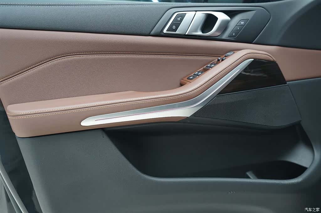 BMW X5, 2020 все фото