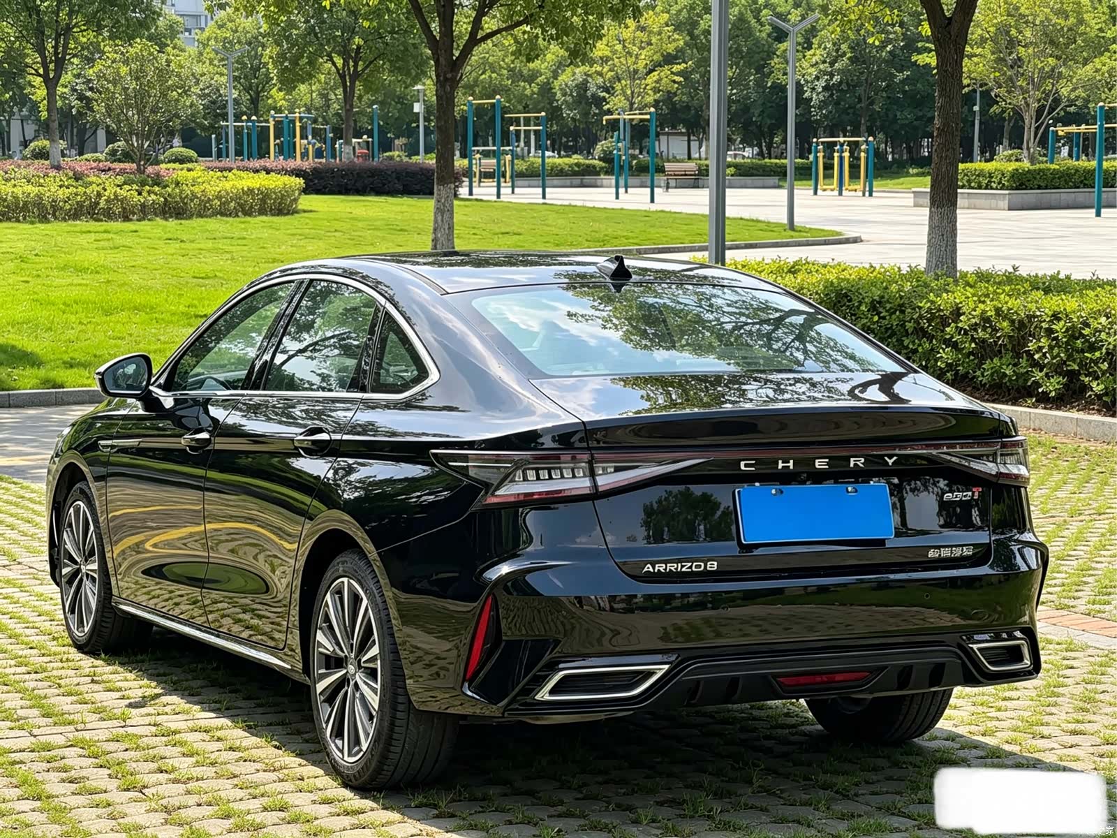 Chery Arrizo 8, 2022 9