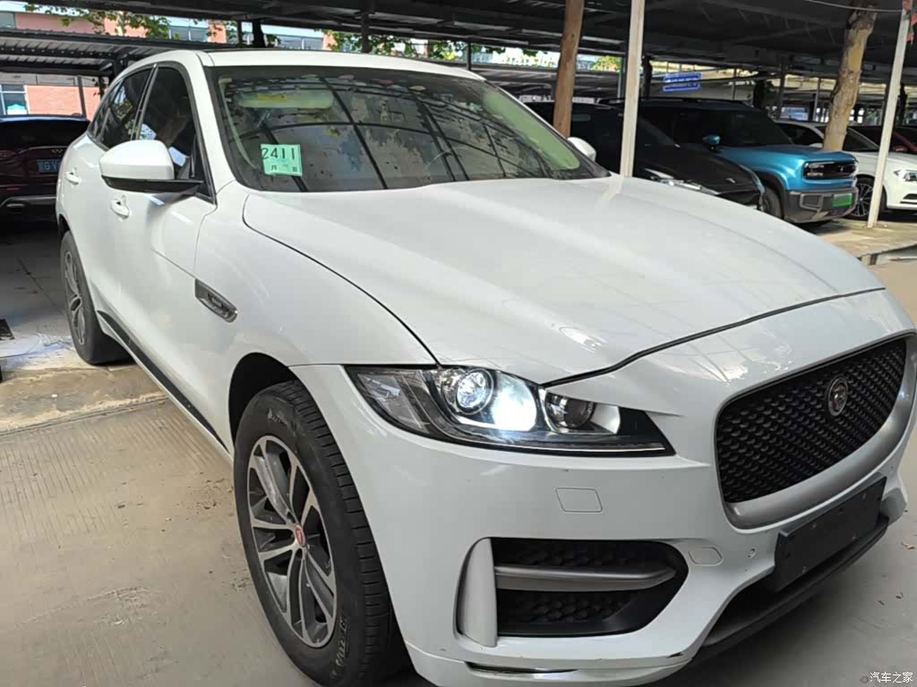 Jaguar F-PACE, 2016 4