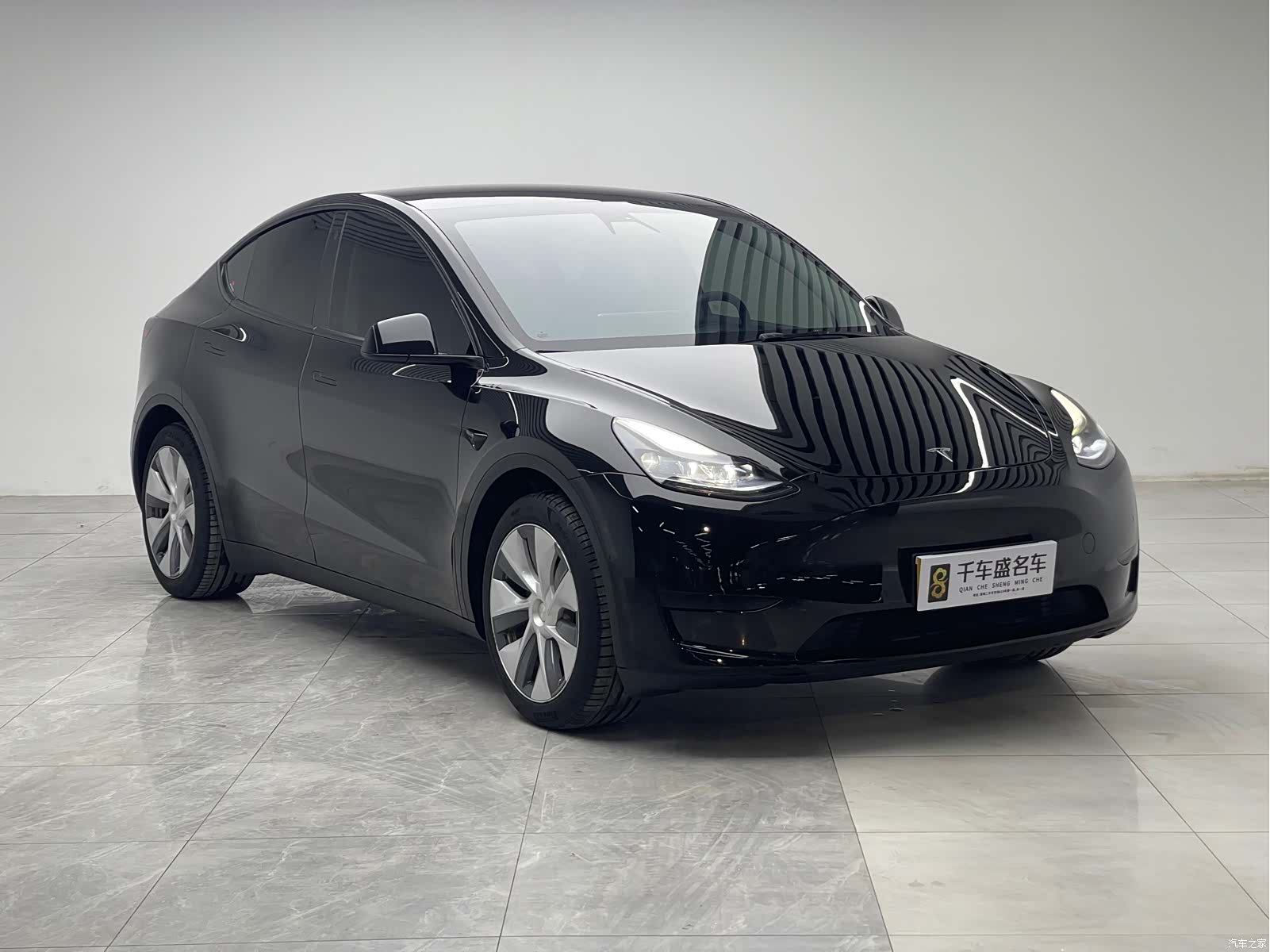 Tesla Model Y, 2023 3