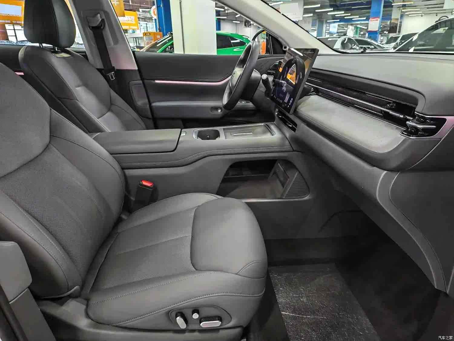Xpeng G6, 2025 10