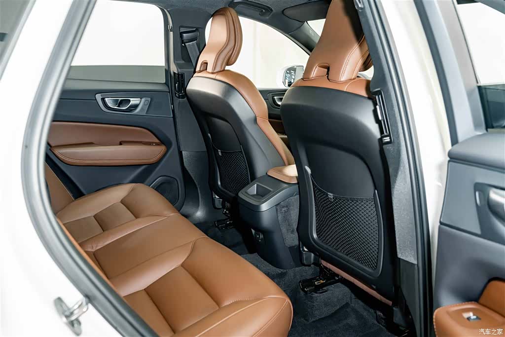 Volvo XC60, 2023 21