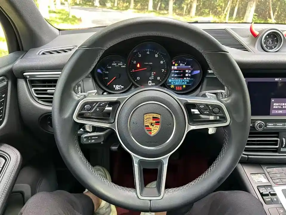 Porsche Macan
