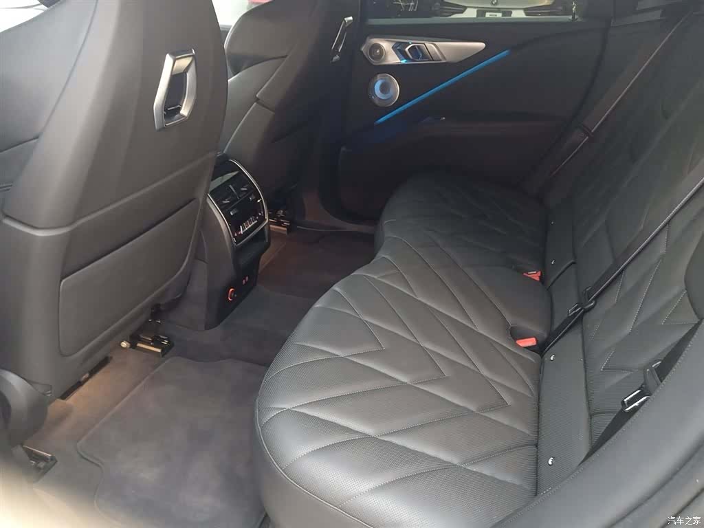 BMW XM, 2024 9