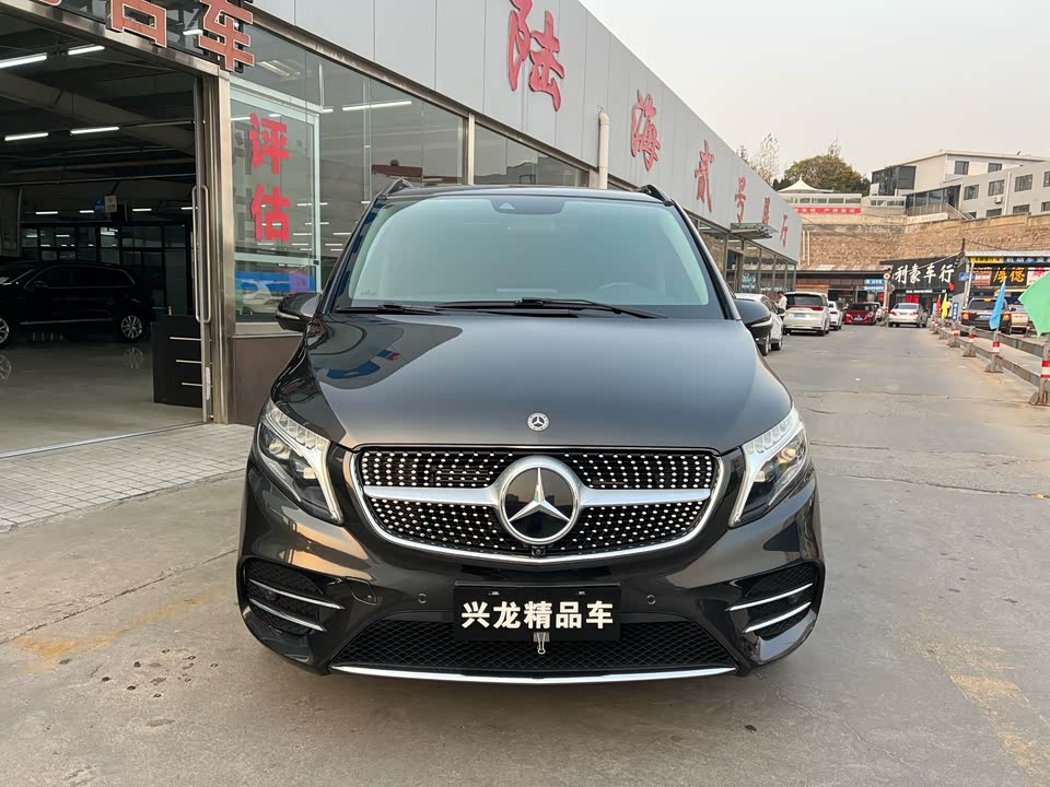 Mercedes-Benz V-class