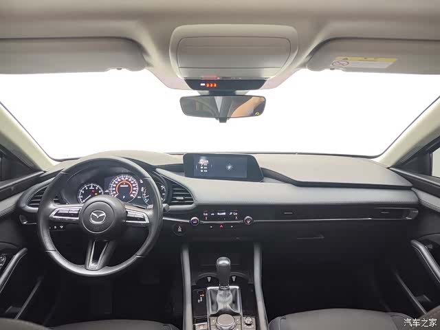 Mazda Mazda3, 2024 9