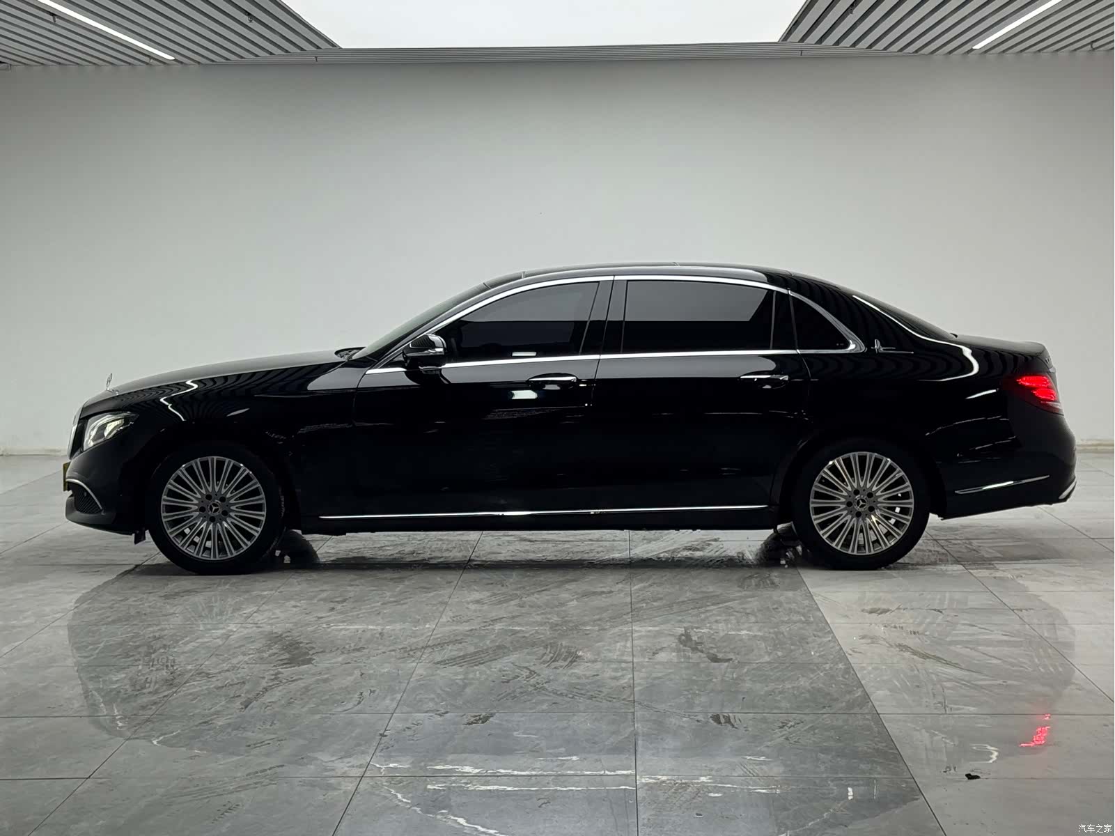 Mercedes-Benz E-Class, 2020 7