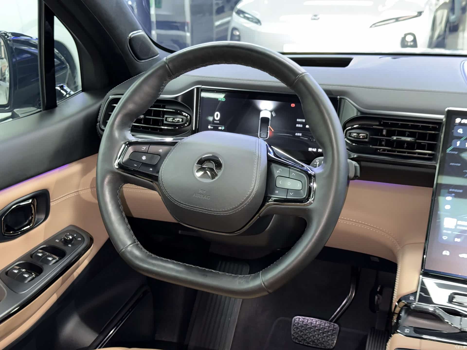 NIO ES8, 2022 14
