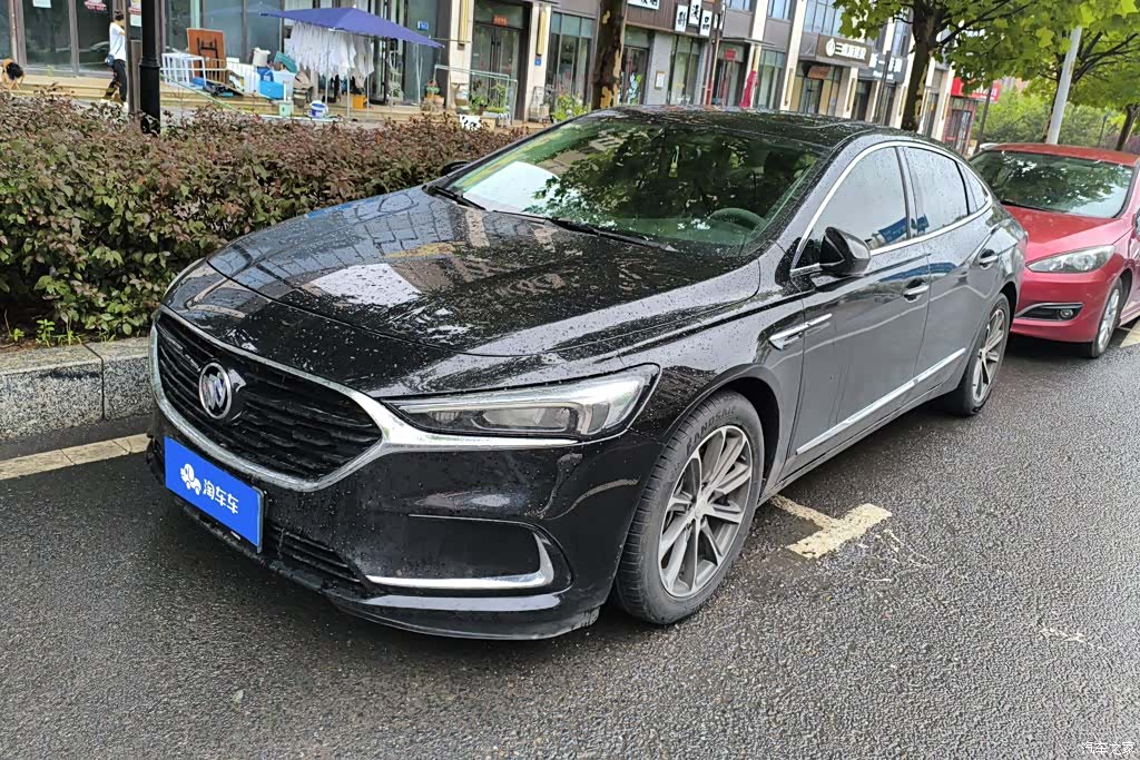 Buick LaCrosse, 2020 1