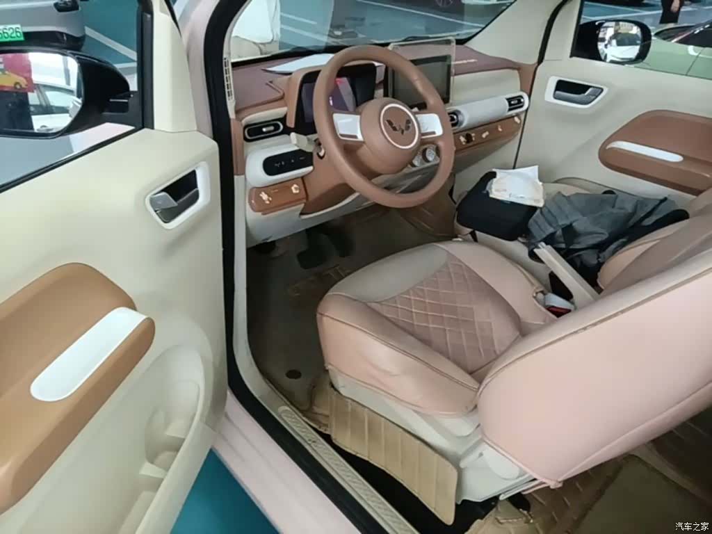 Wuling MINIEV, 2024 16