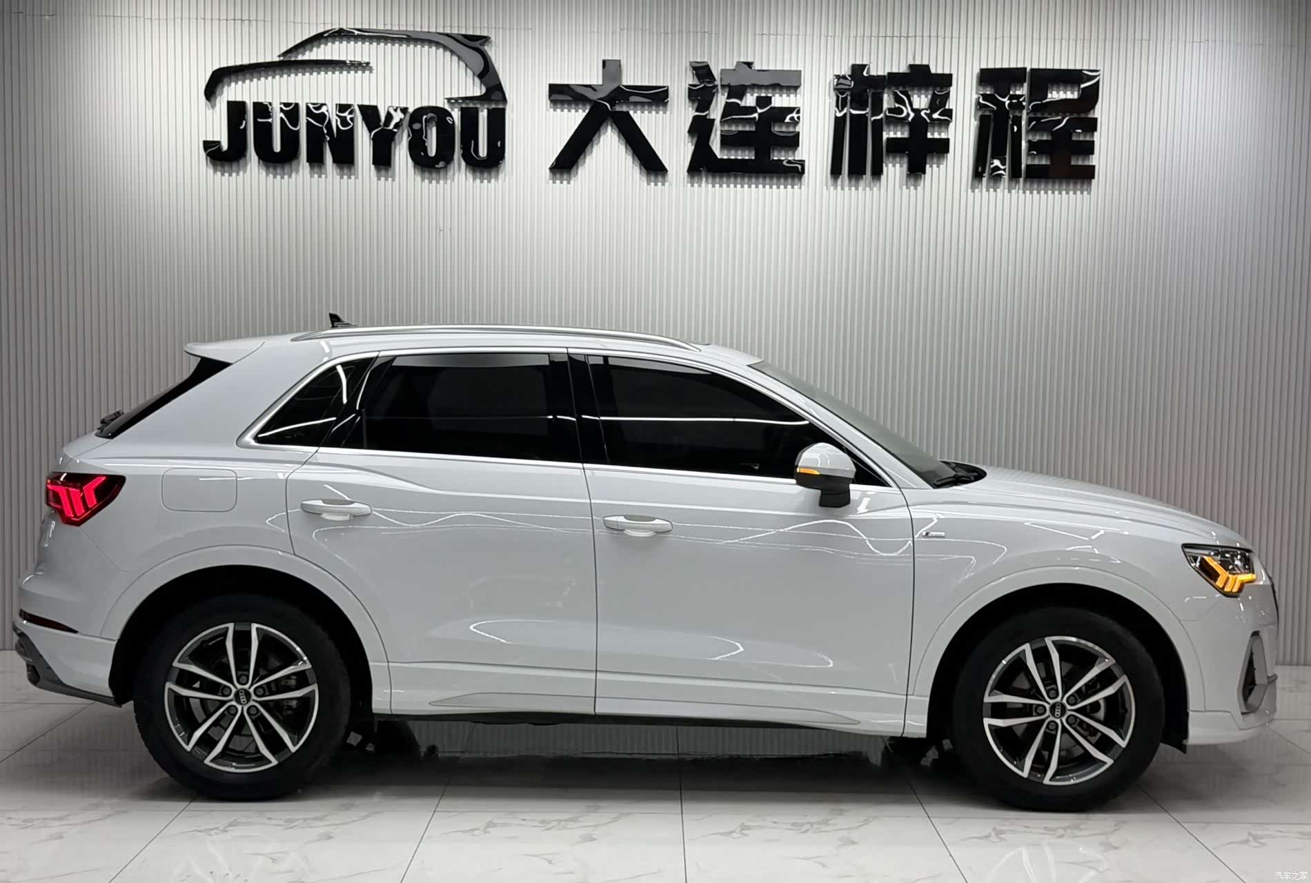 Audi Q3, 2022 7