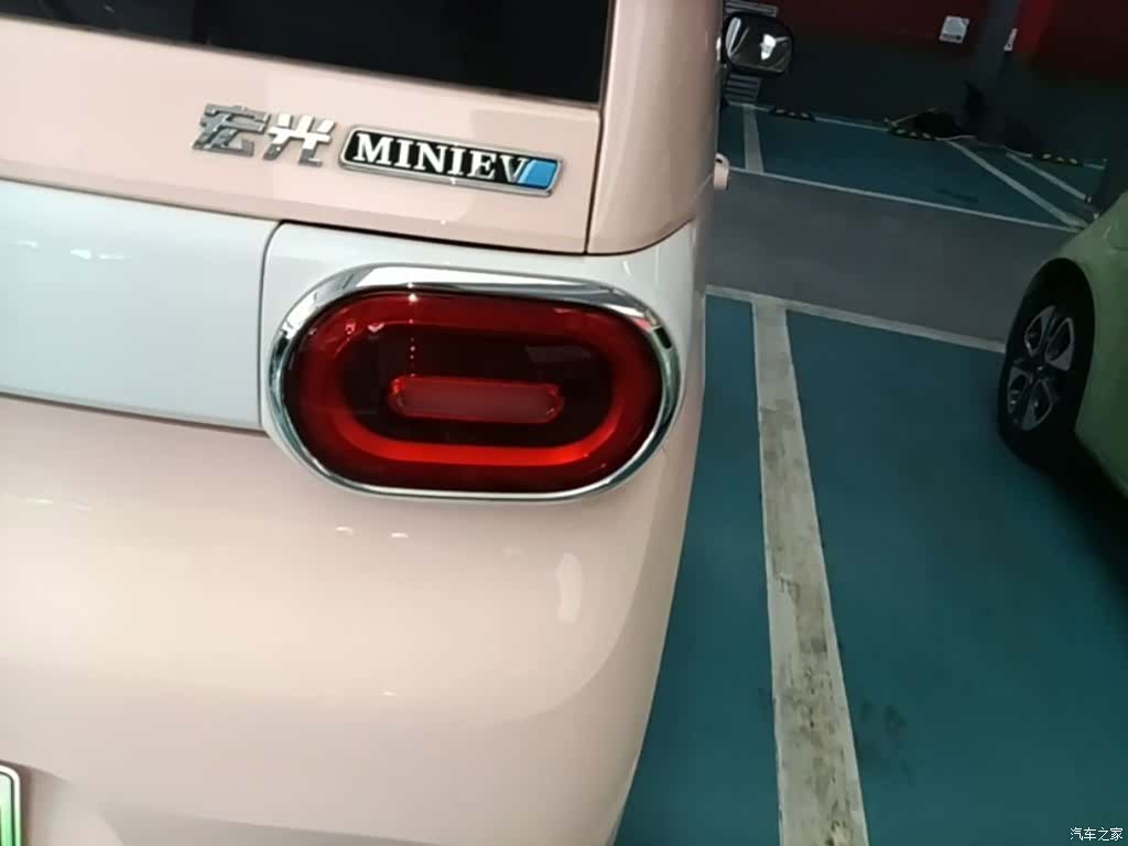 Wuling MINIEV, 2024 8