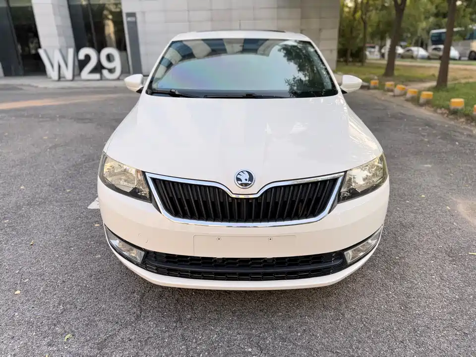 Skoda Xindong