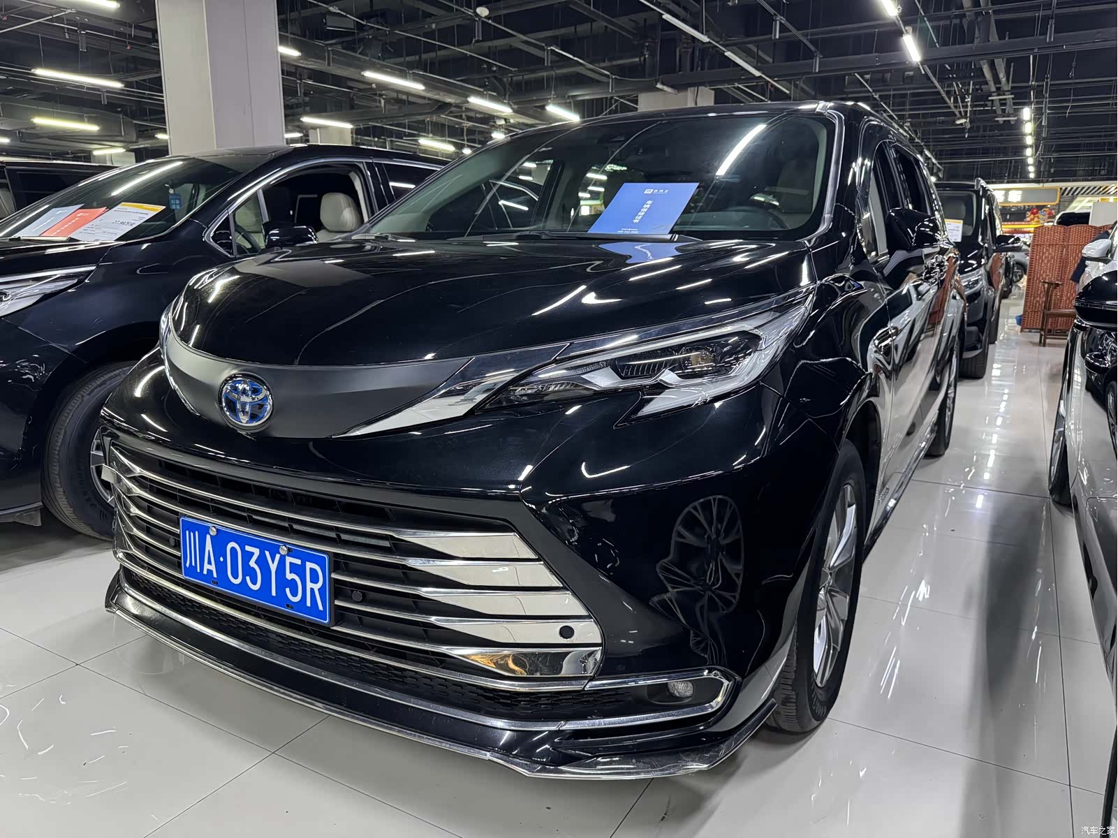Toyota Sienna, 2023 11