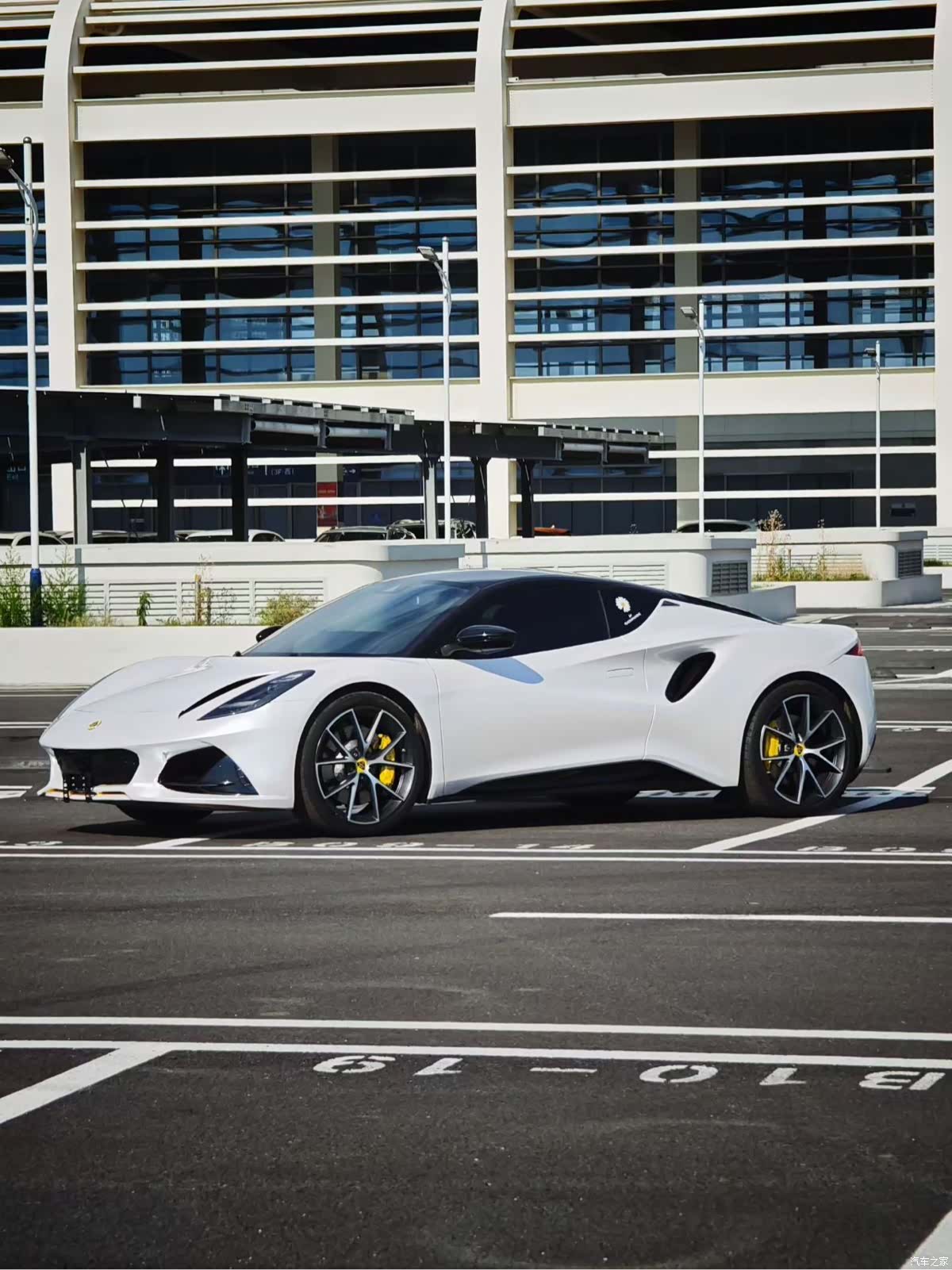 Lotus EMIRA, 2025 2