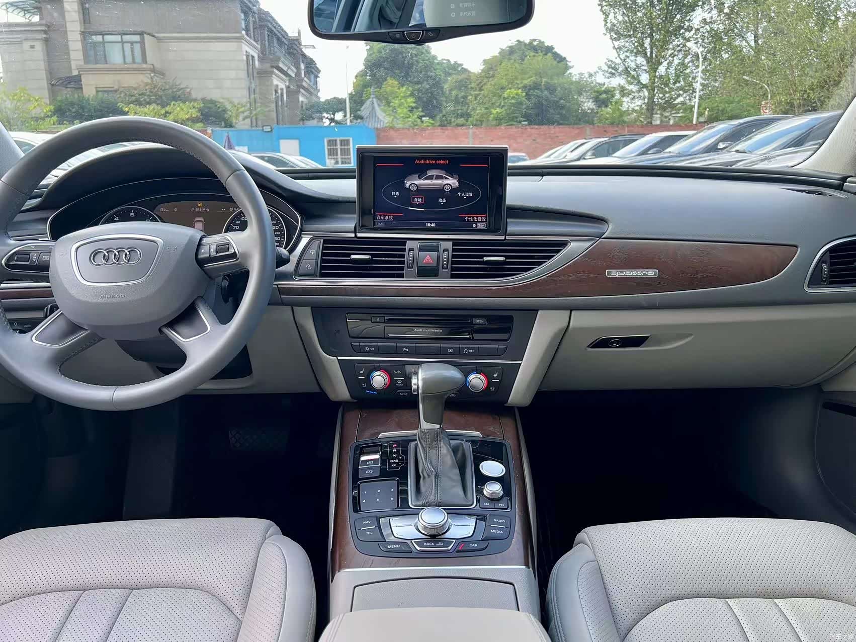 Audi A6L, 2013 11