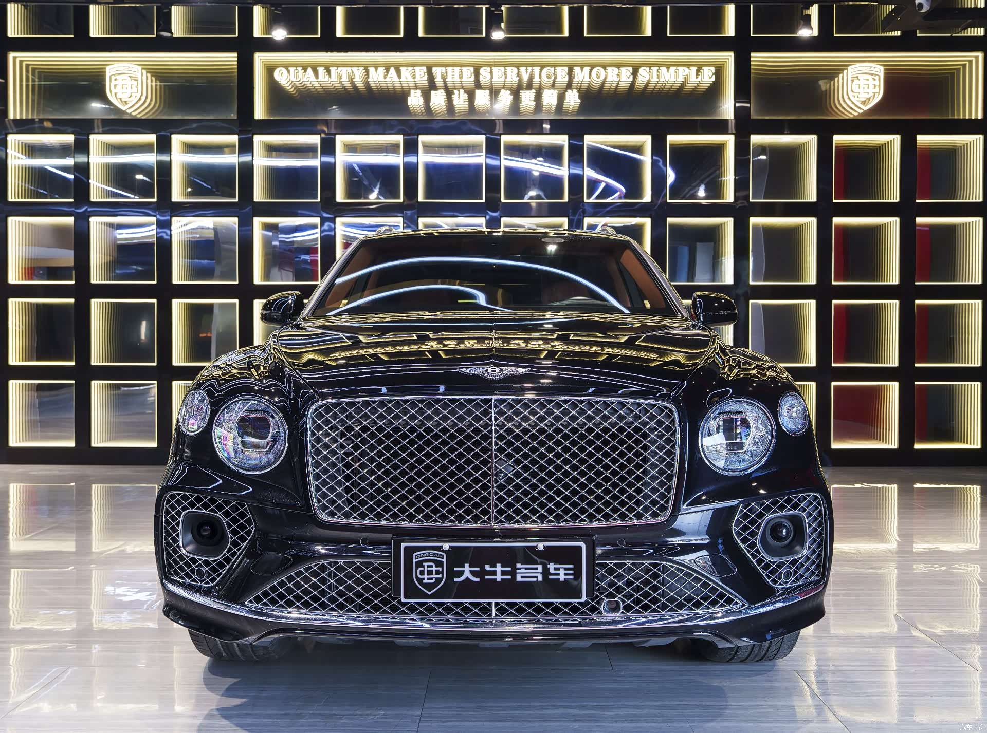 Bentley Bentayga, 2022 2