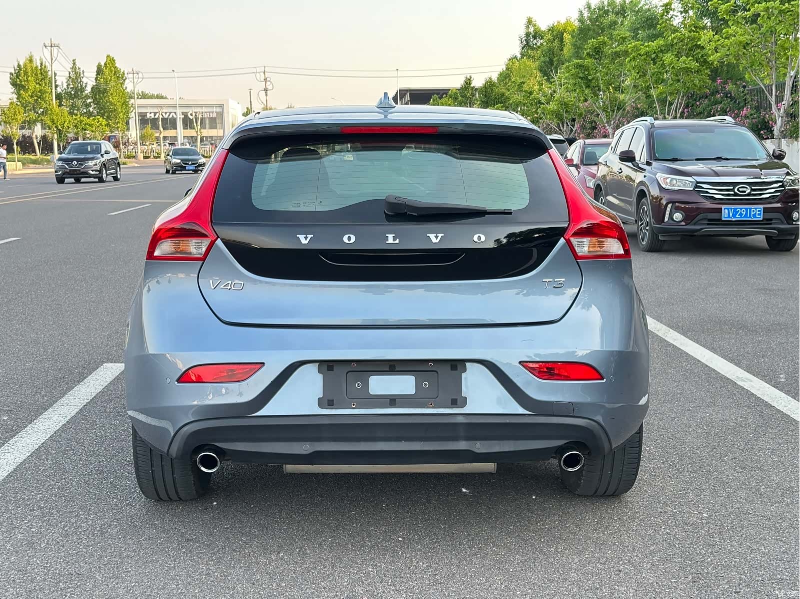 Volvo V40, 2018 все фото