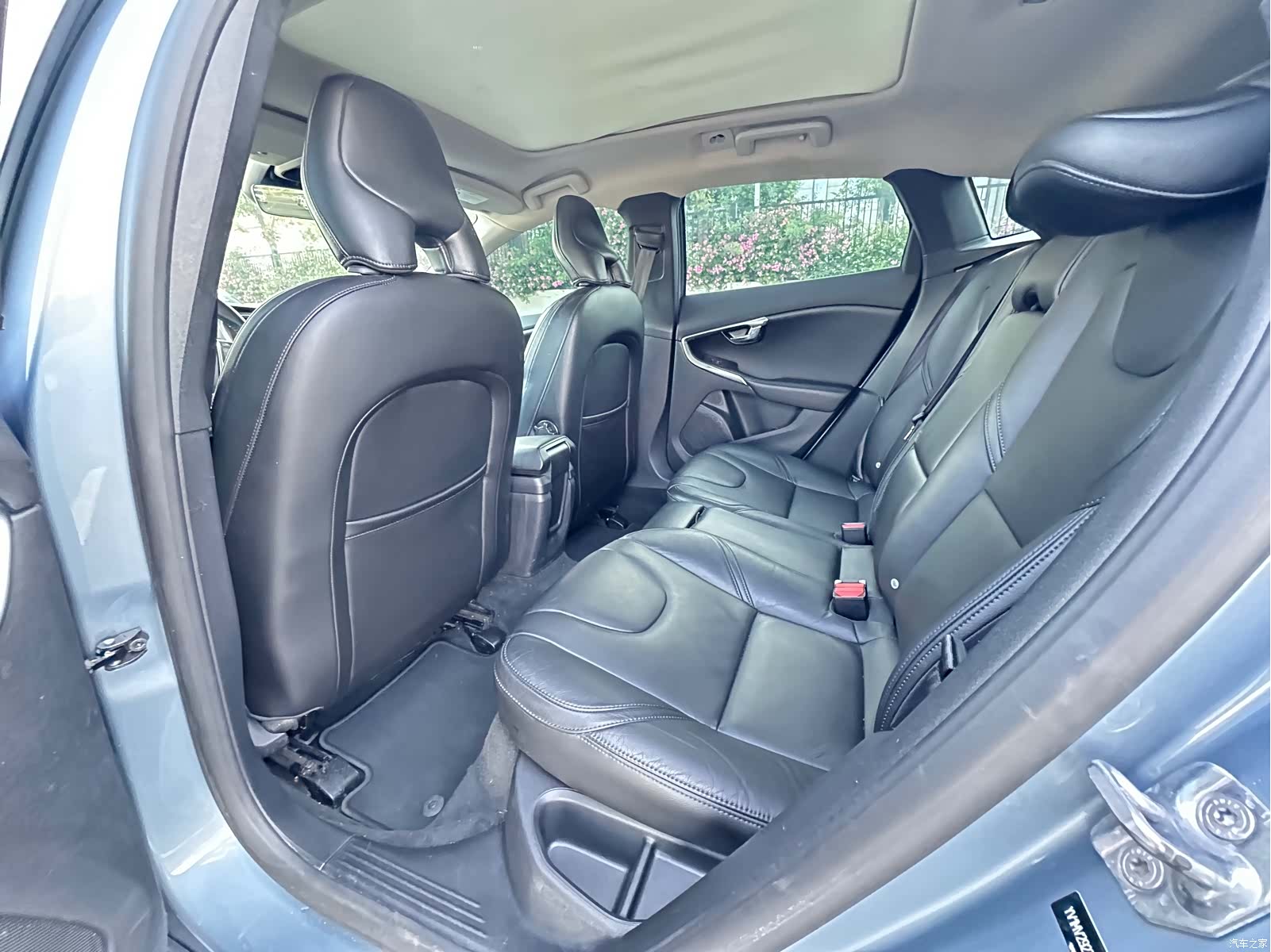 Volvo V40, 2018 9