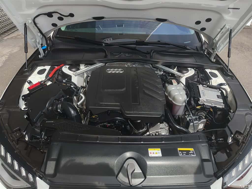 Audi A4L, 2024 13