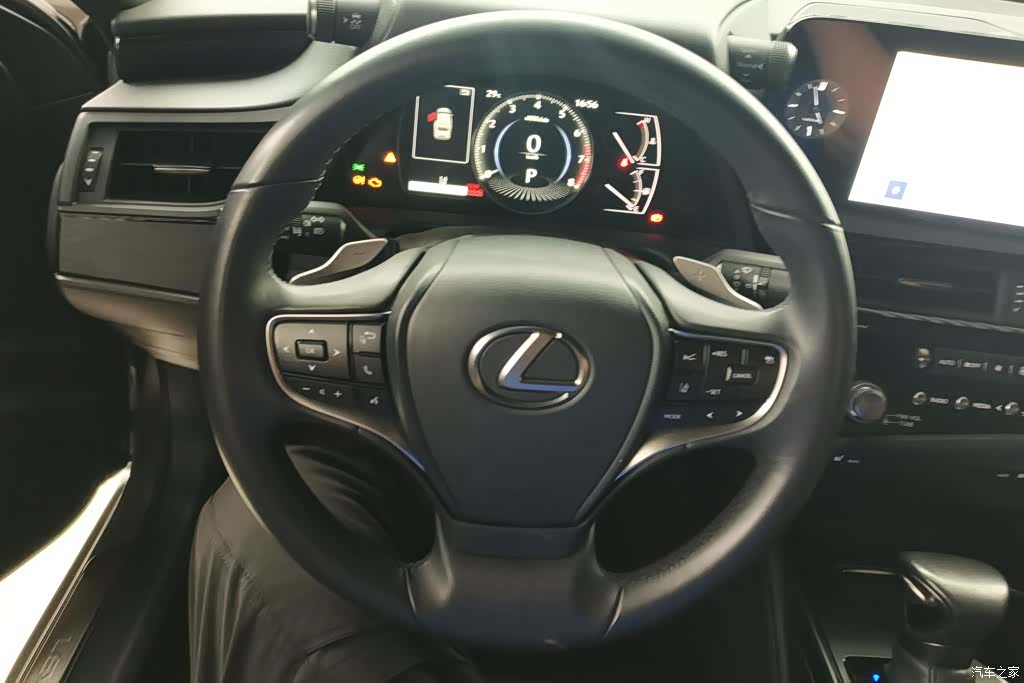 Lexus ES, 2024 15