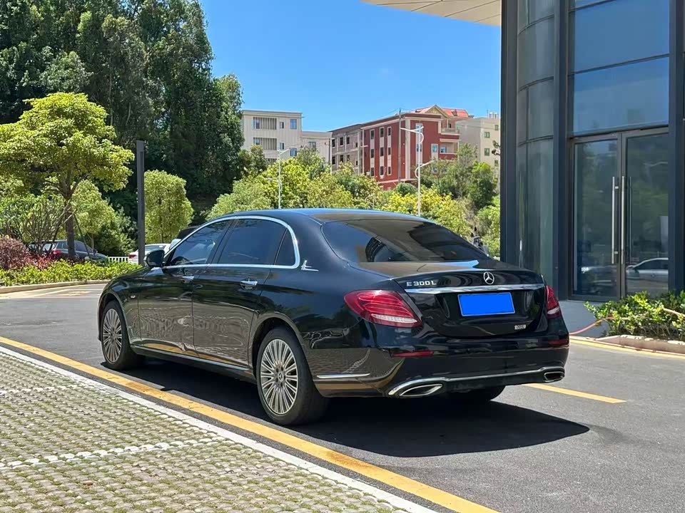 Mercedes-Benz E-class Mercedes-Benz E-class