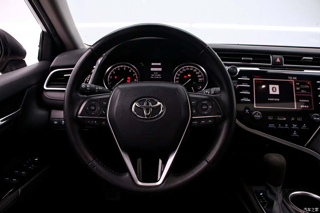 Toyota Camry, 2018 7