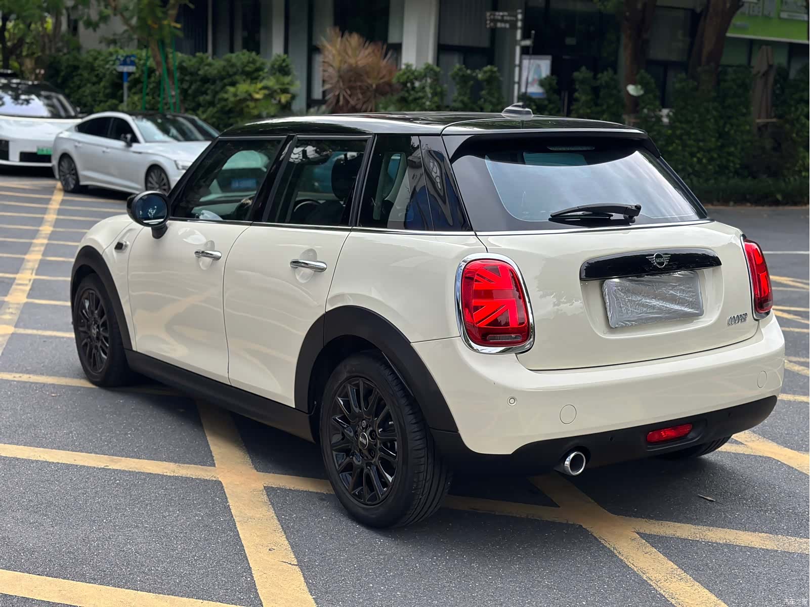 Mini Cooper, 2019 4