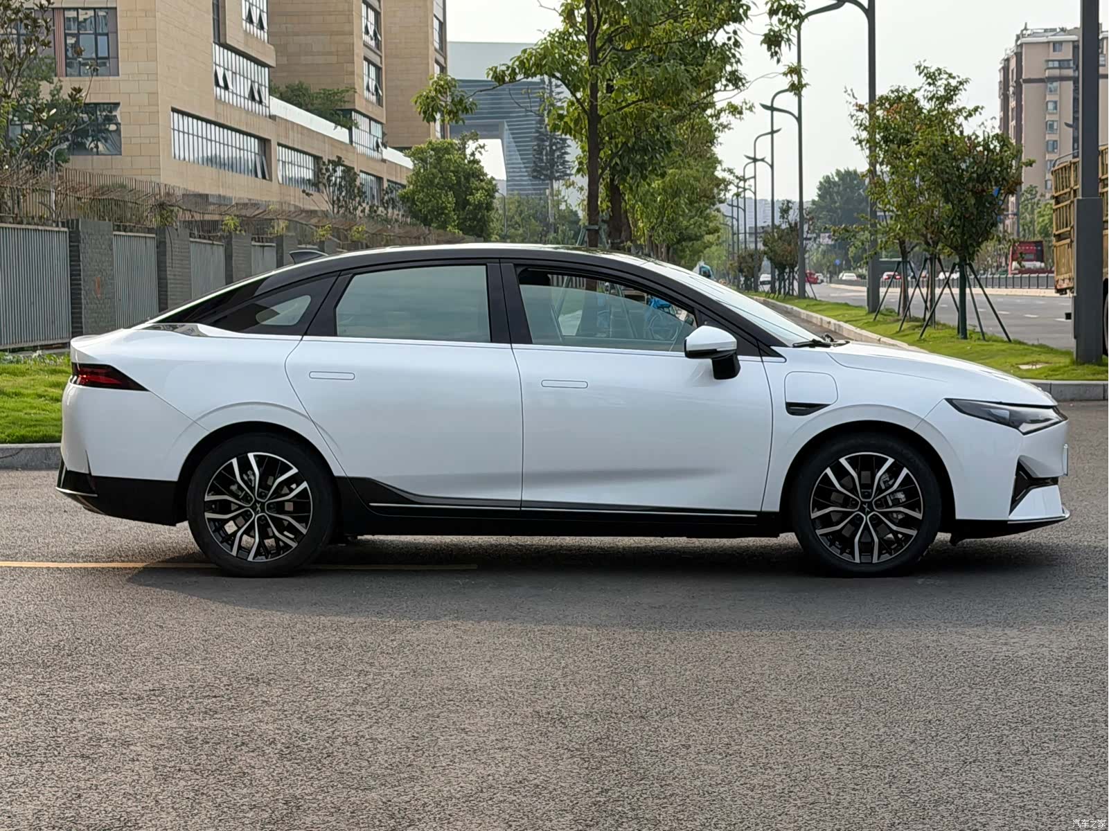 Xpeng P5, 2023 7