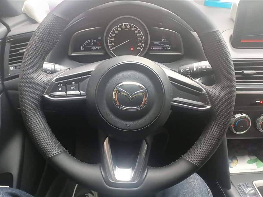 Mazda CX-4