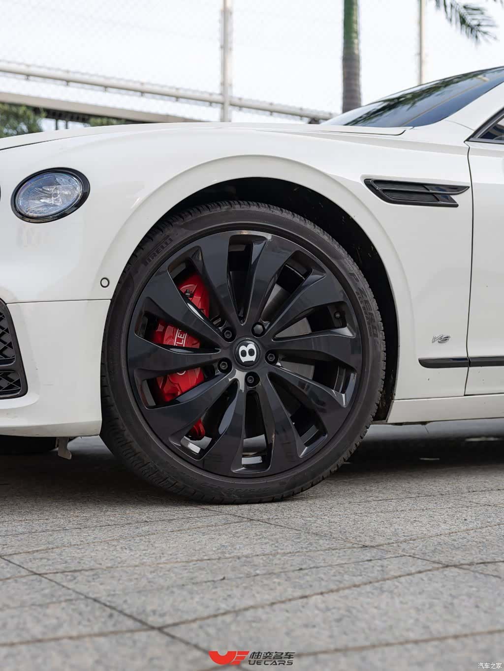 Bentley Flying Spur, 2022 8