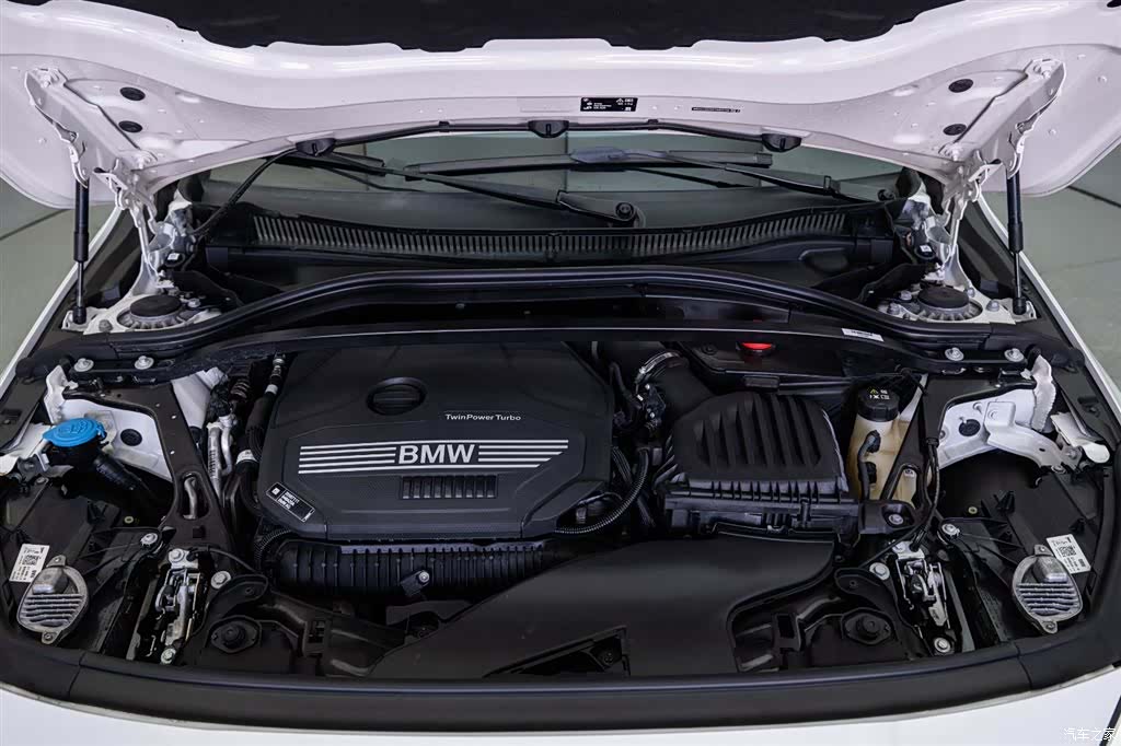 BMW 2 Series, 2023 8