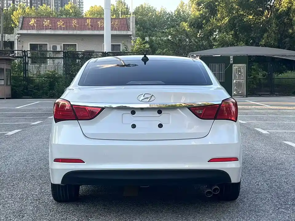 Hyundai Name picture