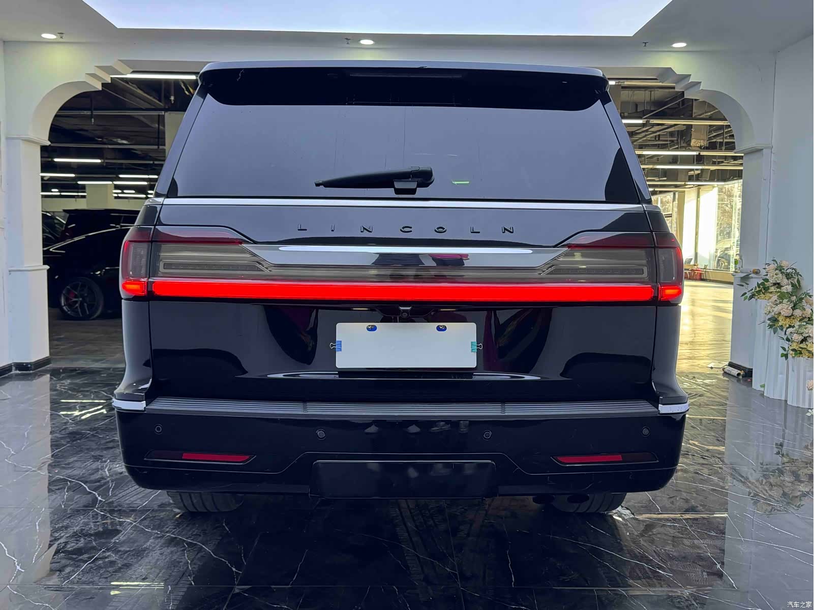 Lincoln Navigator, 2018 17