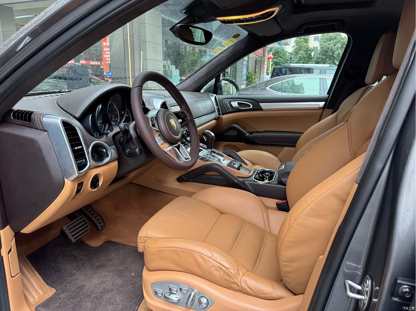 Porsche Cayenne, 2012 7