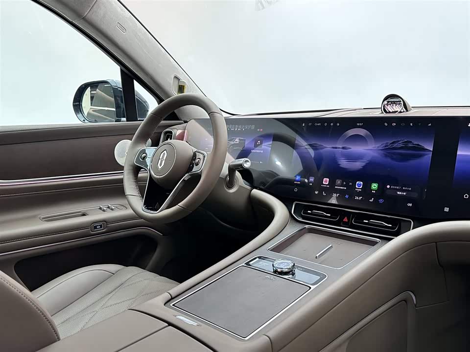 AITO Ask the world M9