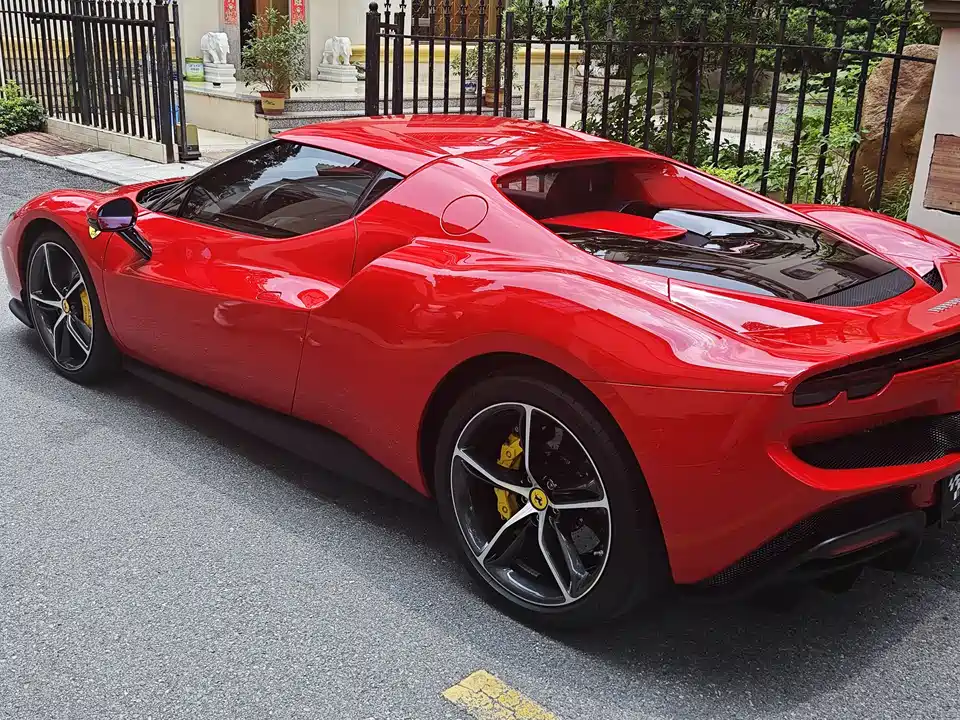 Ferrari 296