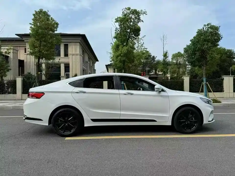 Geely Borui