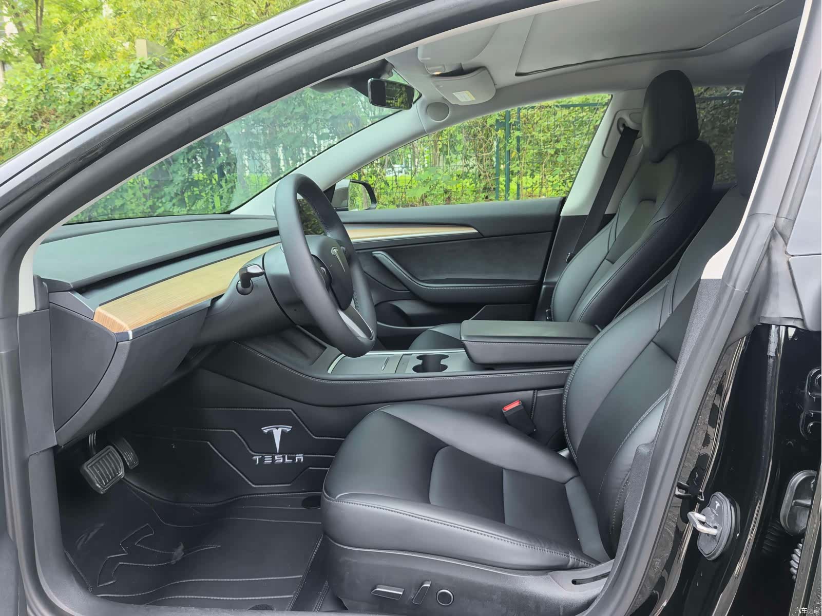 Tesla Model 3, 2023 7