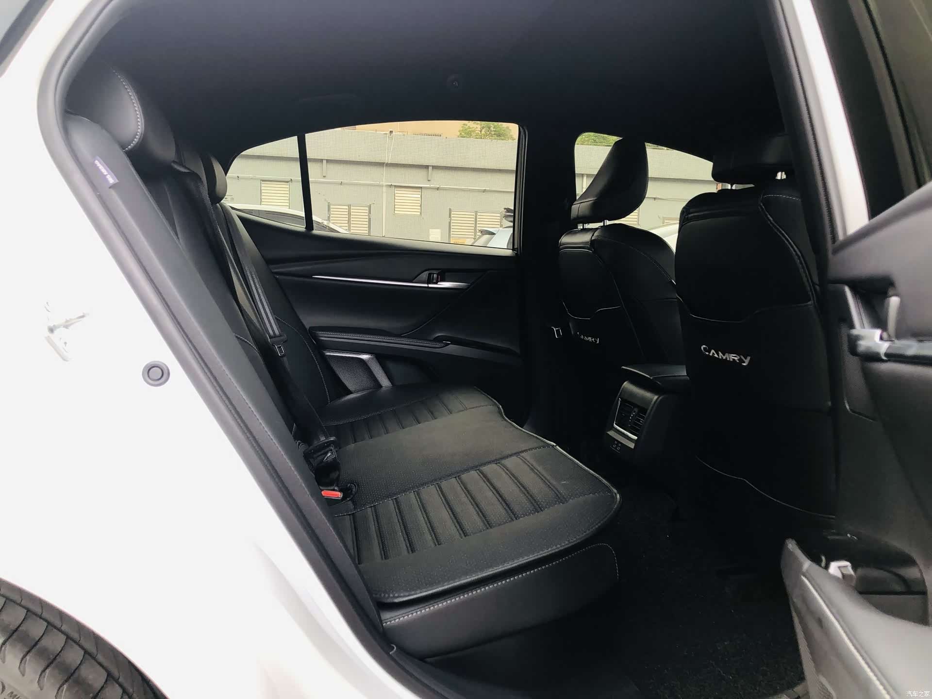 Toyota Camry, 2024 11