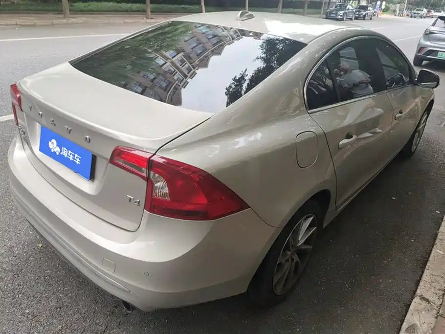 Volvo S60 Volvo S60