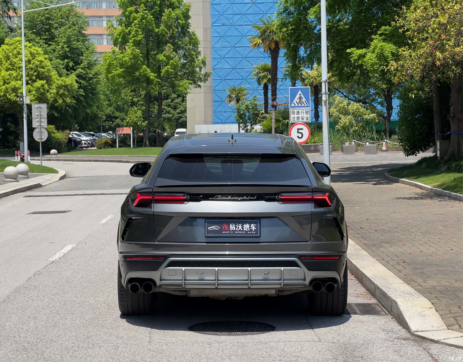 Lamborghini Urus, 2019 6