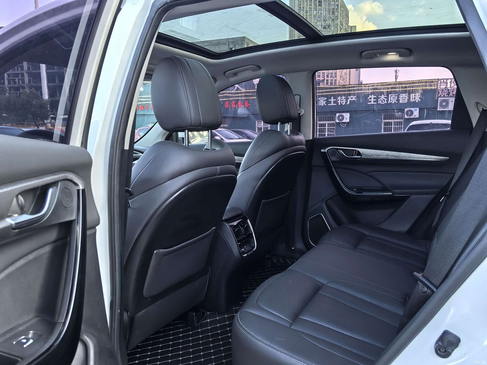 DongFeng AX7, 2019 10