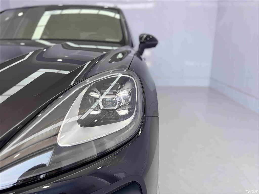 Porsche Cayenne, 2019 15