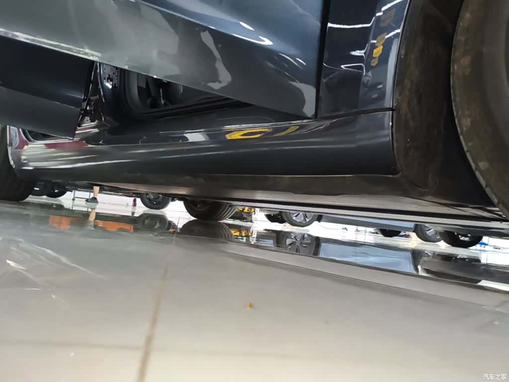 Tesla Model 3, 2024 19