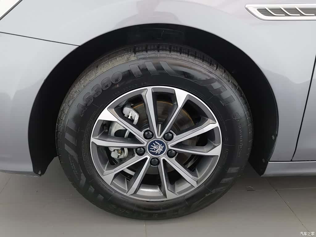BYD Qin, 2023 17