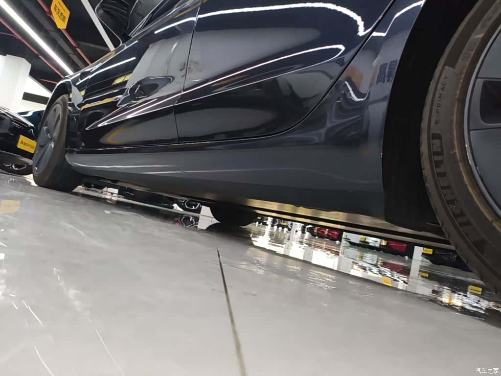 Tesla Model 3, 2024 21